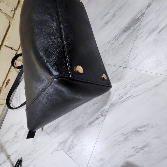 Like New Michael Kors Black Leather Shoulder Bag Purse - Picture 6 of 16